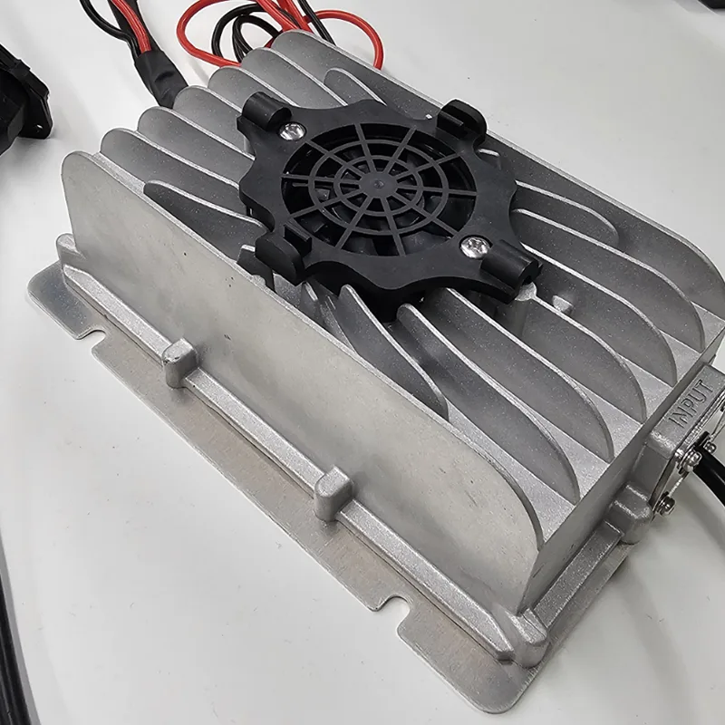 600W 고출력 골프카트 전용 고속충전기